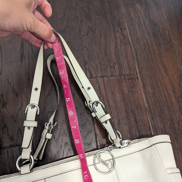 COACH East West Gallery Pleated Cream Leather Shoulder Tote Handbag - Picture 12 of 15